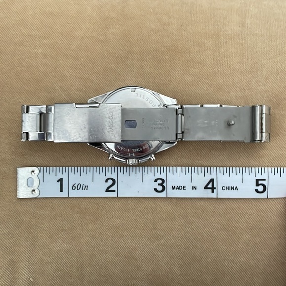 Women’s Fossil Watch - Picture 4 of 4